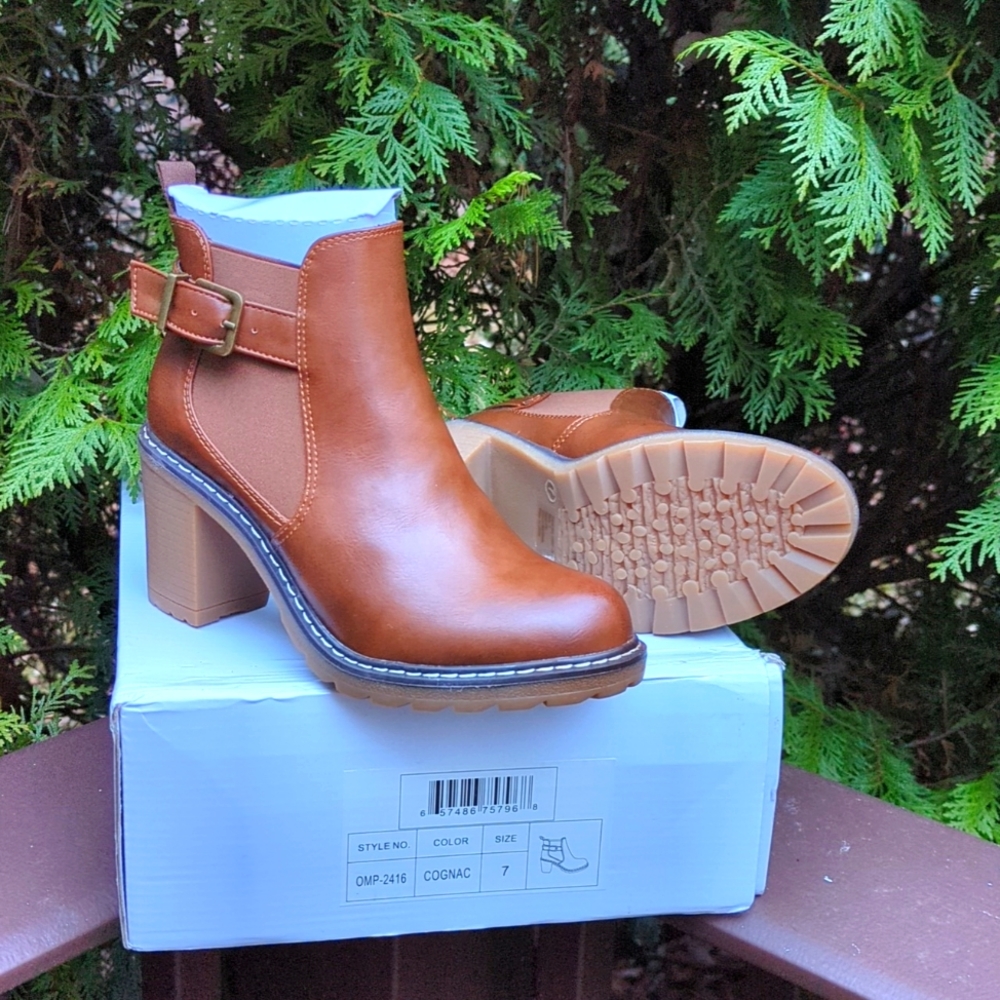 Olivia Miller Pullon Booties